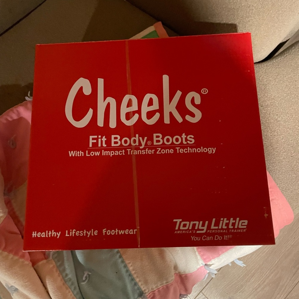 Cheeks fit body boots